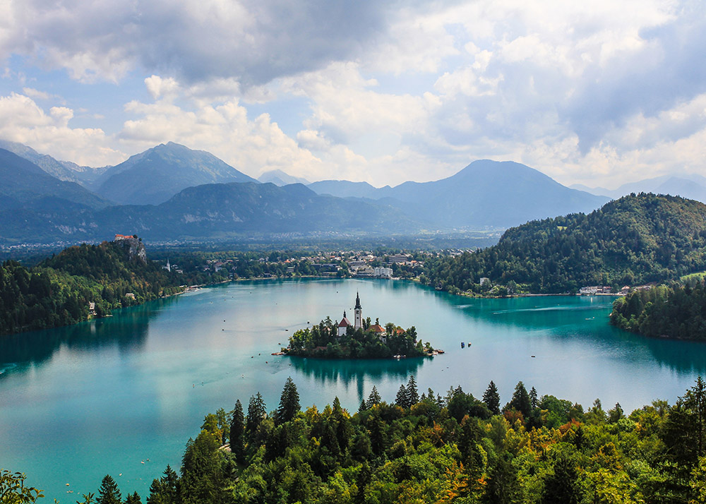 Lake Bled. Photo credit: Arnaud Steckle